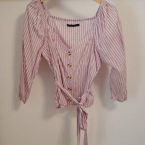 Abercrombie & Fitch striped blouse (burgundy and white). Cropped. Women size L.